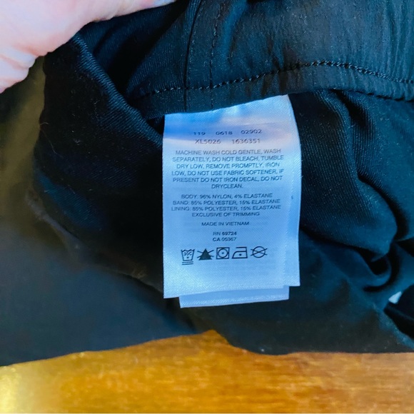 COLUMBIA Black Omni-Shield Advanced Repellency Chill River Skort Skirt - Picture 9 of 9